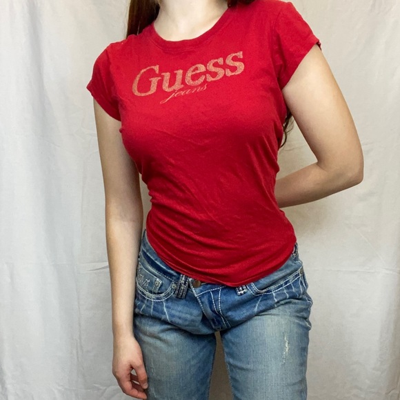 Guess Jeans Inc. Red Y2K 2000s Fitted Tee Women’s - Picture 1 of 4